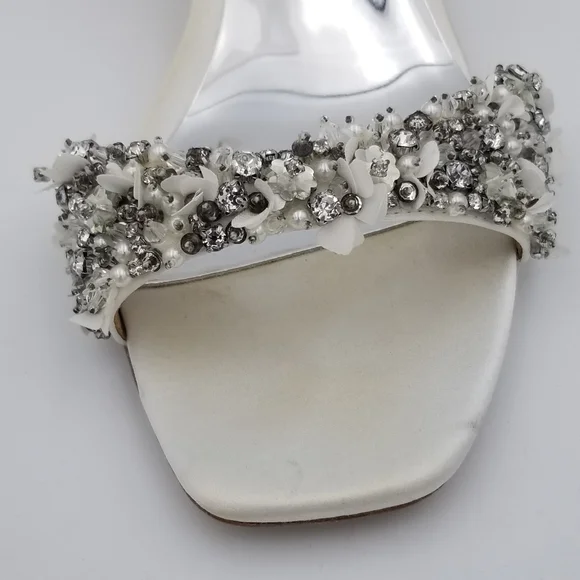 Badgley Mischka Telissa Kitten Heel Sandals, Soft White, Women's Size 9.5 - Picture 5 of 16